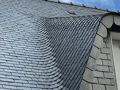 Couverture en ardoise réalisée par Hordo