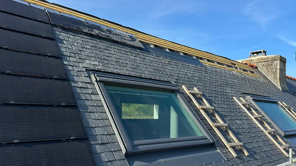 Toiture avec fenêtrede toit de la marque Velux